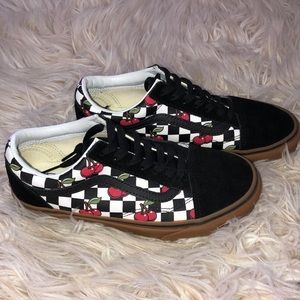 Women’s Vans Cherry Checker Old Skool